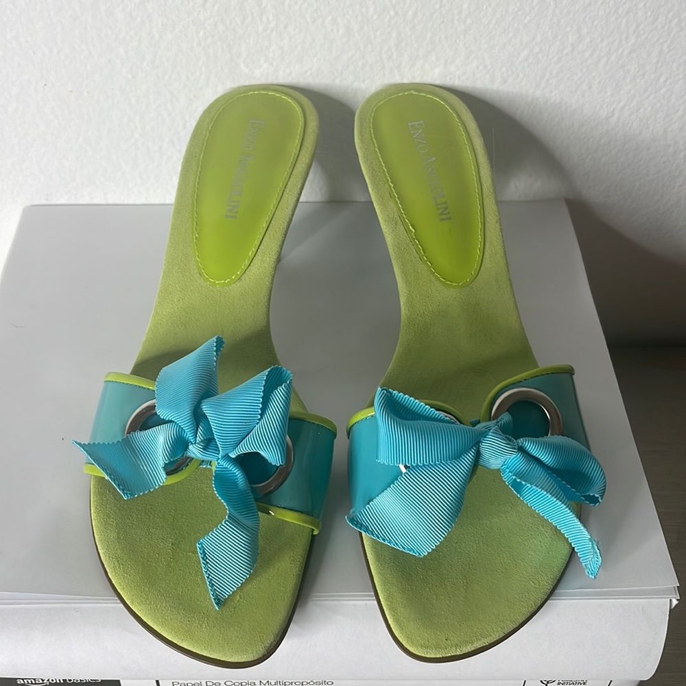 Enzo Angiolini Green & Blue Kitten Heel